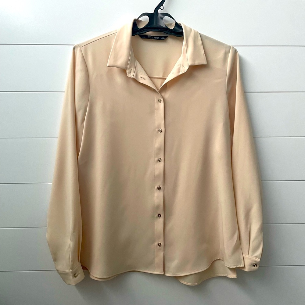 Zara button down blouse size large